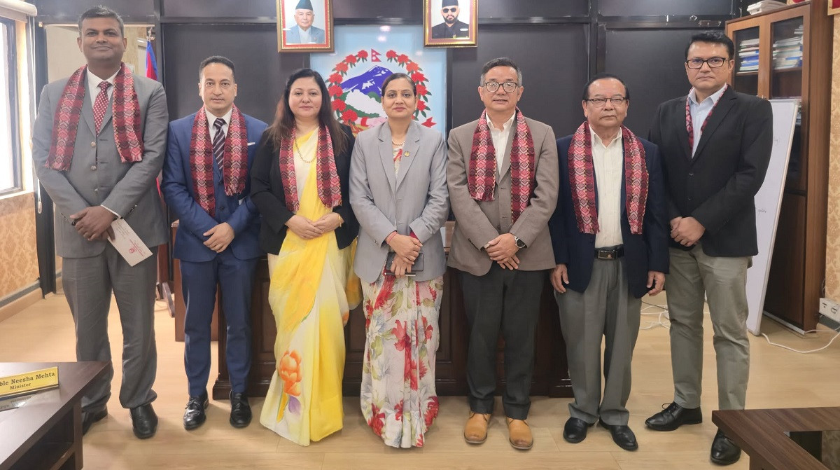 विभिन्न ६ स्वास्थ्य विज्ञान प्रतिष्ठानका नवनियुक्त उपकुलपतिले लिए शपथ
