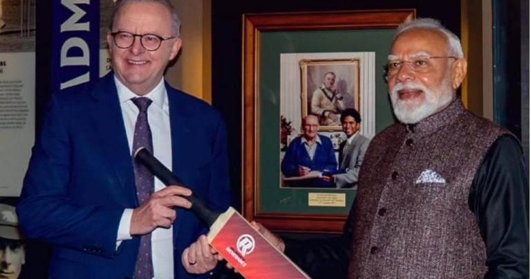अस्ट्रेलियन टी-२० क्रिकेट फ्रेन्चाइज प्रतियोगिता बिग ब्यास लिगकाे उद्घाटन भारतको चेन्नईमा हुने