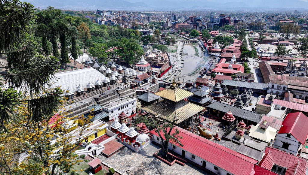 पशुपतिमा साउने सोमबारको तयारी, सफाइ अभियान सुरु