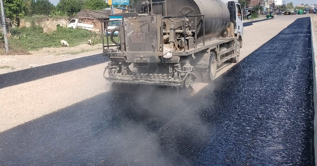 महेन्द्र राजमार्ग अन्तर्गत कञ्चनपुर-कमला सडकखण्डको स्तरोन्नति तीव्र गतिमा