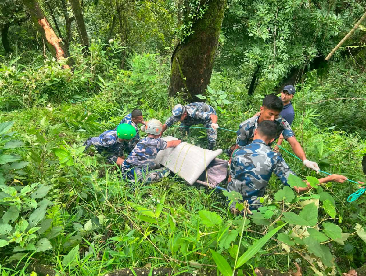 पर्वतमा ट्याक्टर दुर्घटना, दुईजनाको घटनास्थलमै मृत्यु