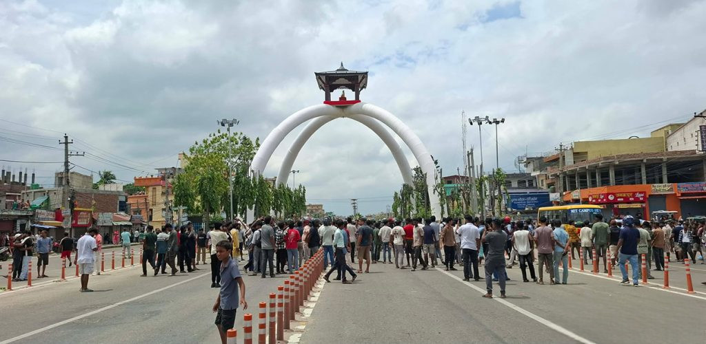 मधेसमा चहलपहल बढ्दै