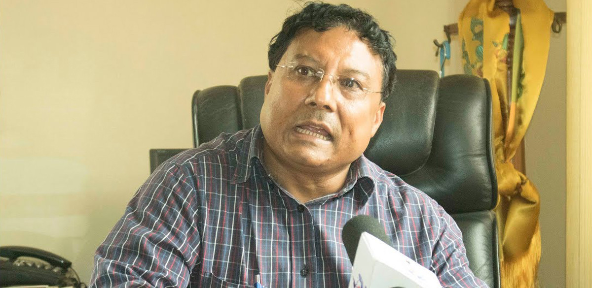 हतकडी लगाएर किशोर श्रेष्ठलाई अदालत लगियो