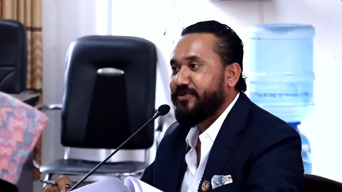 विचौलियाहरूले प्रहरी हेडक्वार्टर कब्जा गरेको रास्वपाका सांसद सुनारकाे आरोप