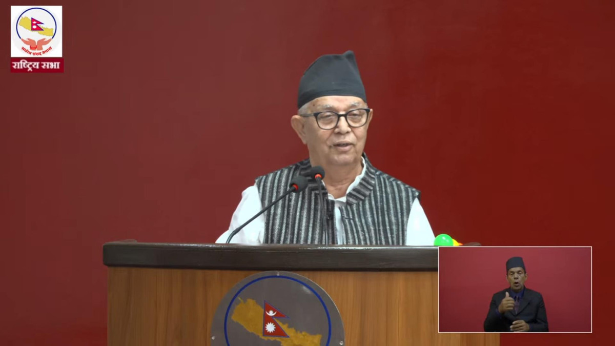निर्दलीय व्यवस्थातर्फ धकेल्न खोजेको हो भने बलिदान दिन तयार रहेको आनन्दप्रसाद ढुंगानाको भनाई