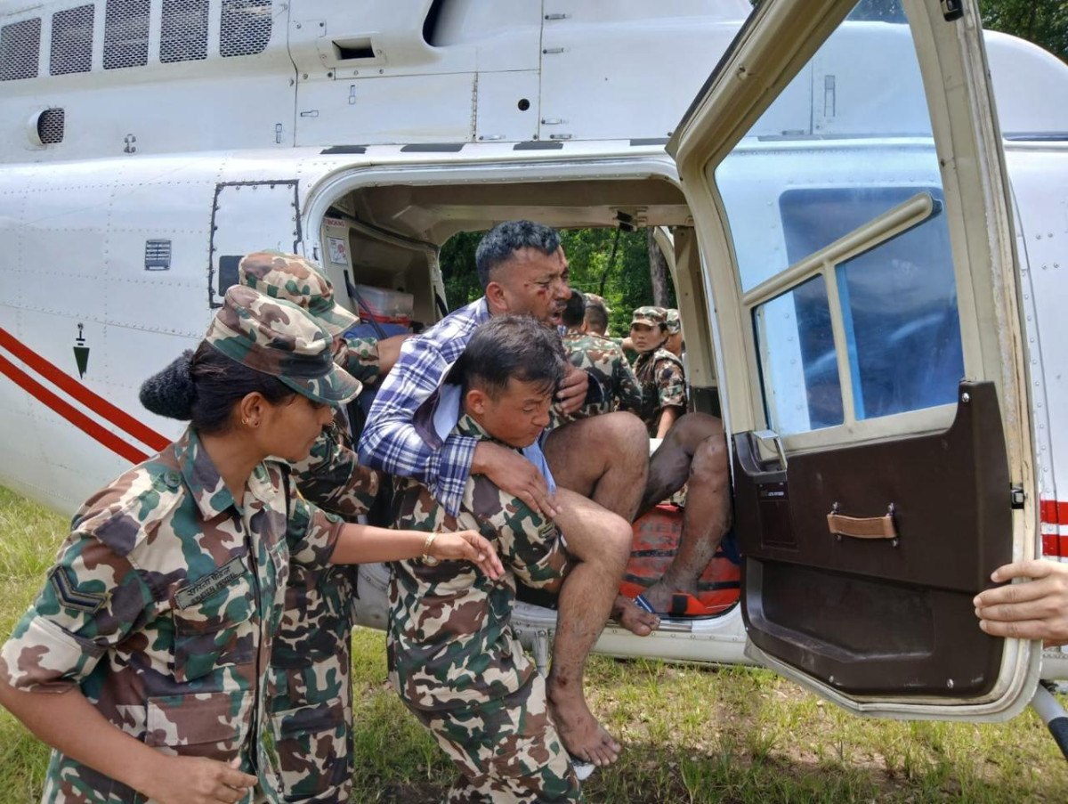 रसुवाको भोटेकोशीमा आएको बाढीपछि खोजी तथा उद्धार कार्य तीव्र