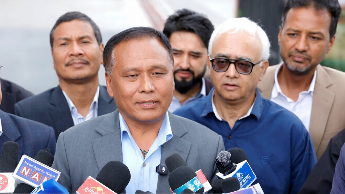 शव व्यवस्थापन र सडक पुनःस्थापनालाई उच्च प्राथमिकता दिन अध्यक्ष घिसिङको आग्रह